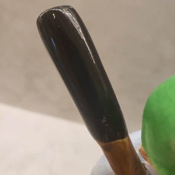 The Natelia Collection dad teaching son baseball figurine - Picture 7 of 9